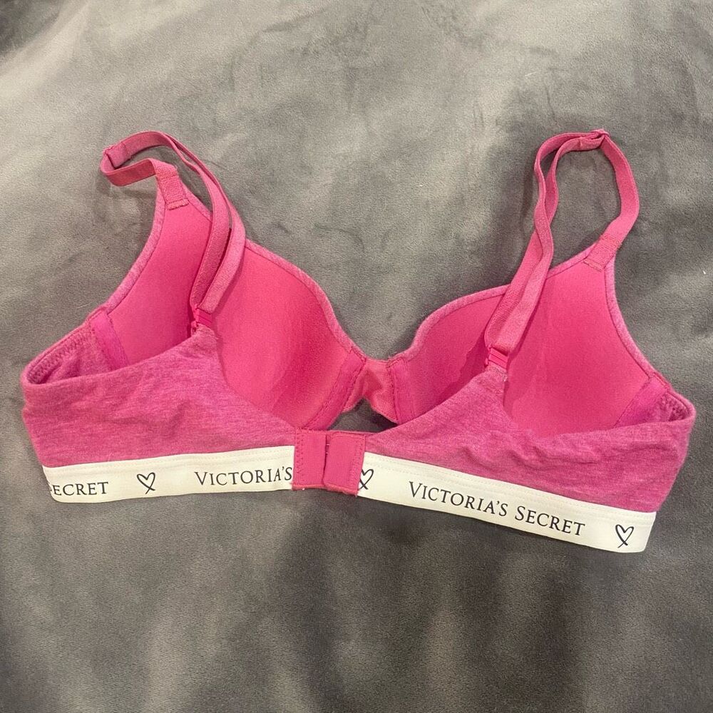 Victoria’s Secret T Shirt Bra Size 32a - Picture 4 of 7